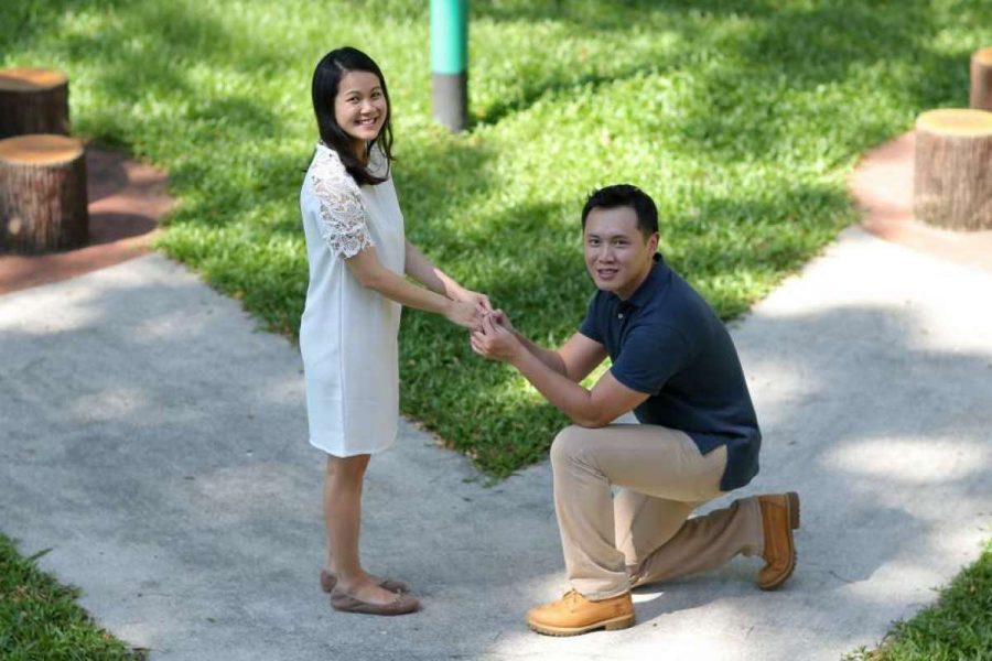 17 01 12 Non diamond engagement rings catching on